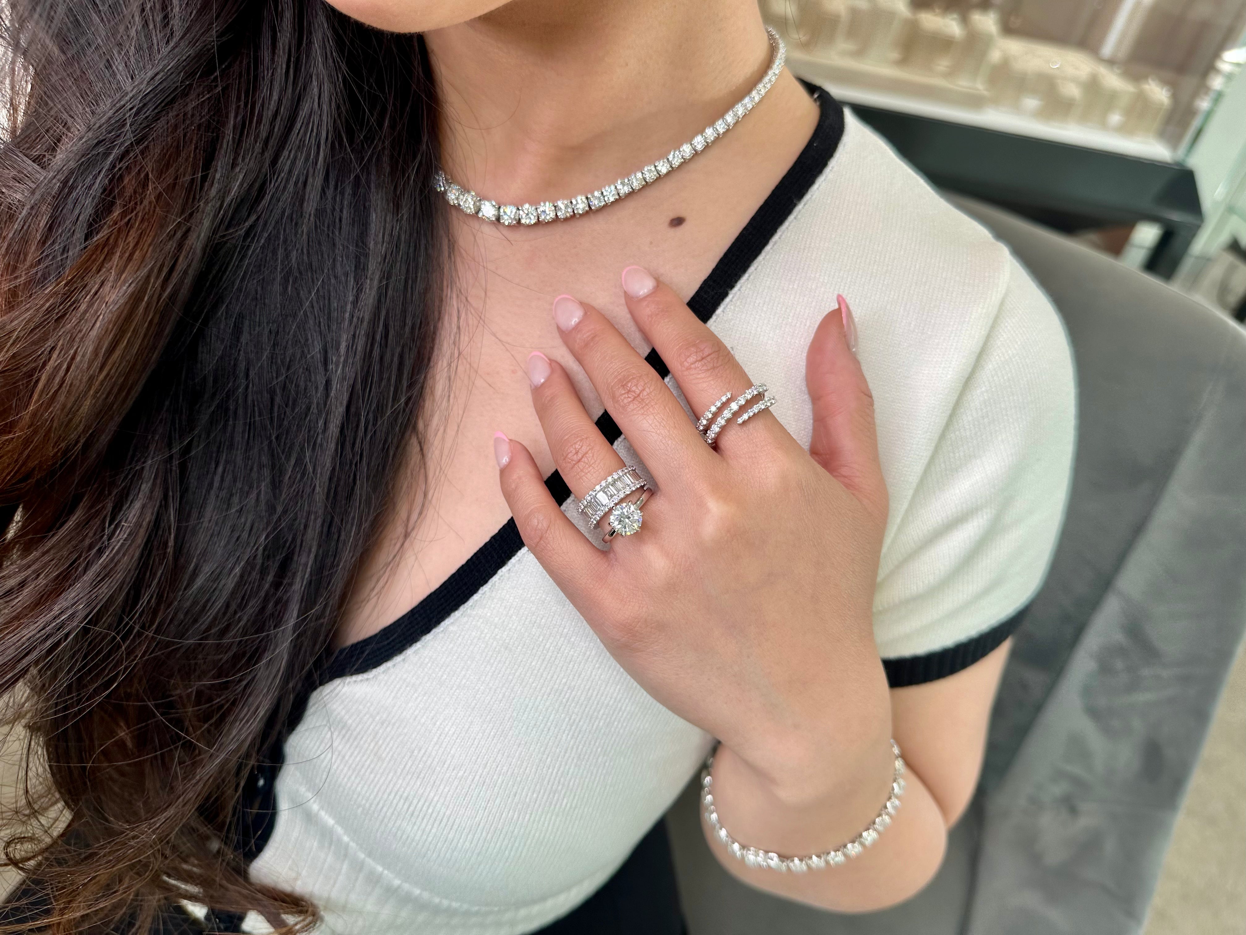 Natural Diamond Christmas Gifts