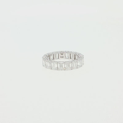 Isabelle 5.89ct natural emerald-cut diamond full eternity band in 18k white gold – product video