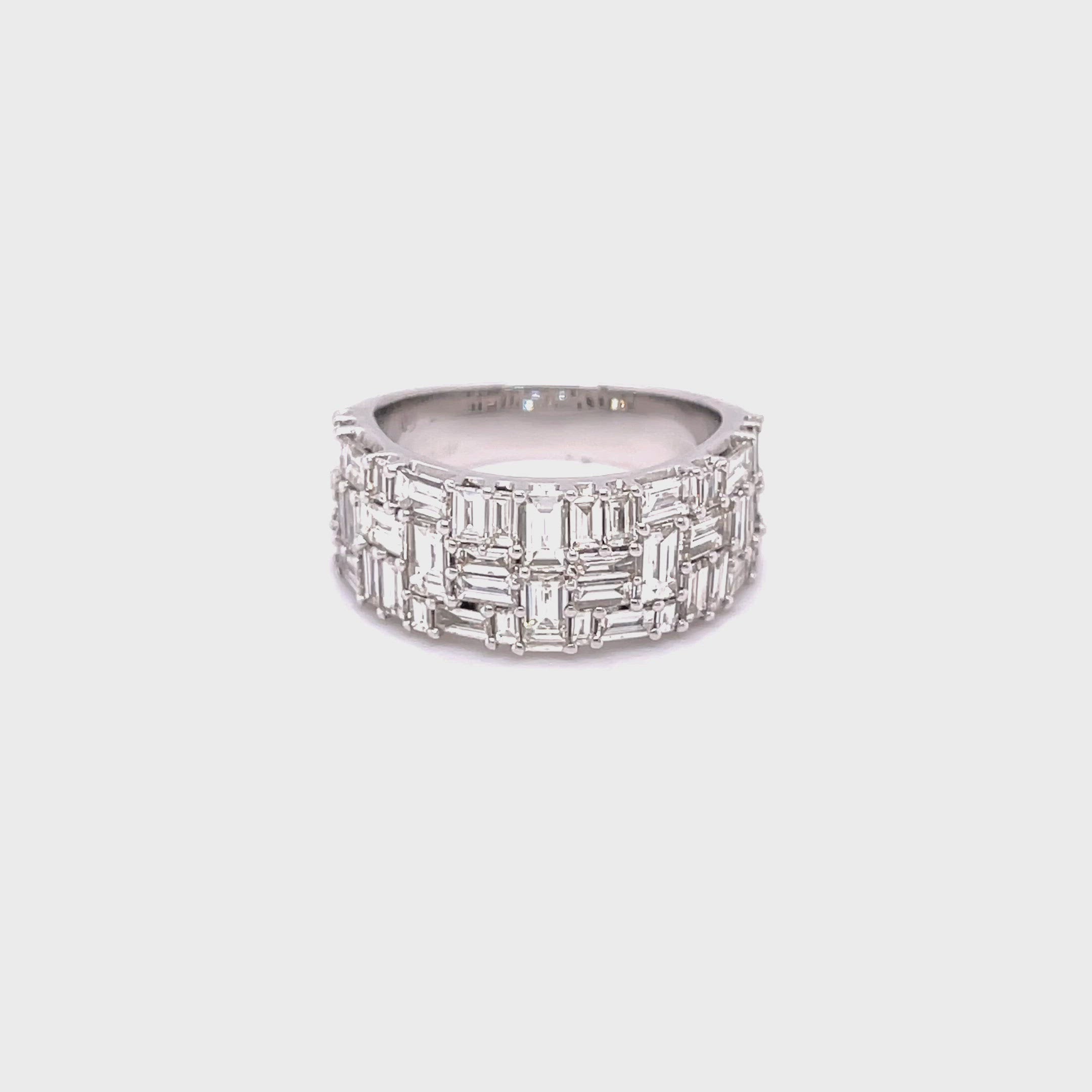 3.02CT BAGUETTE DIAMOND RING