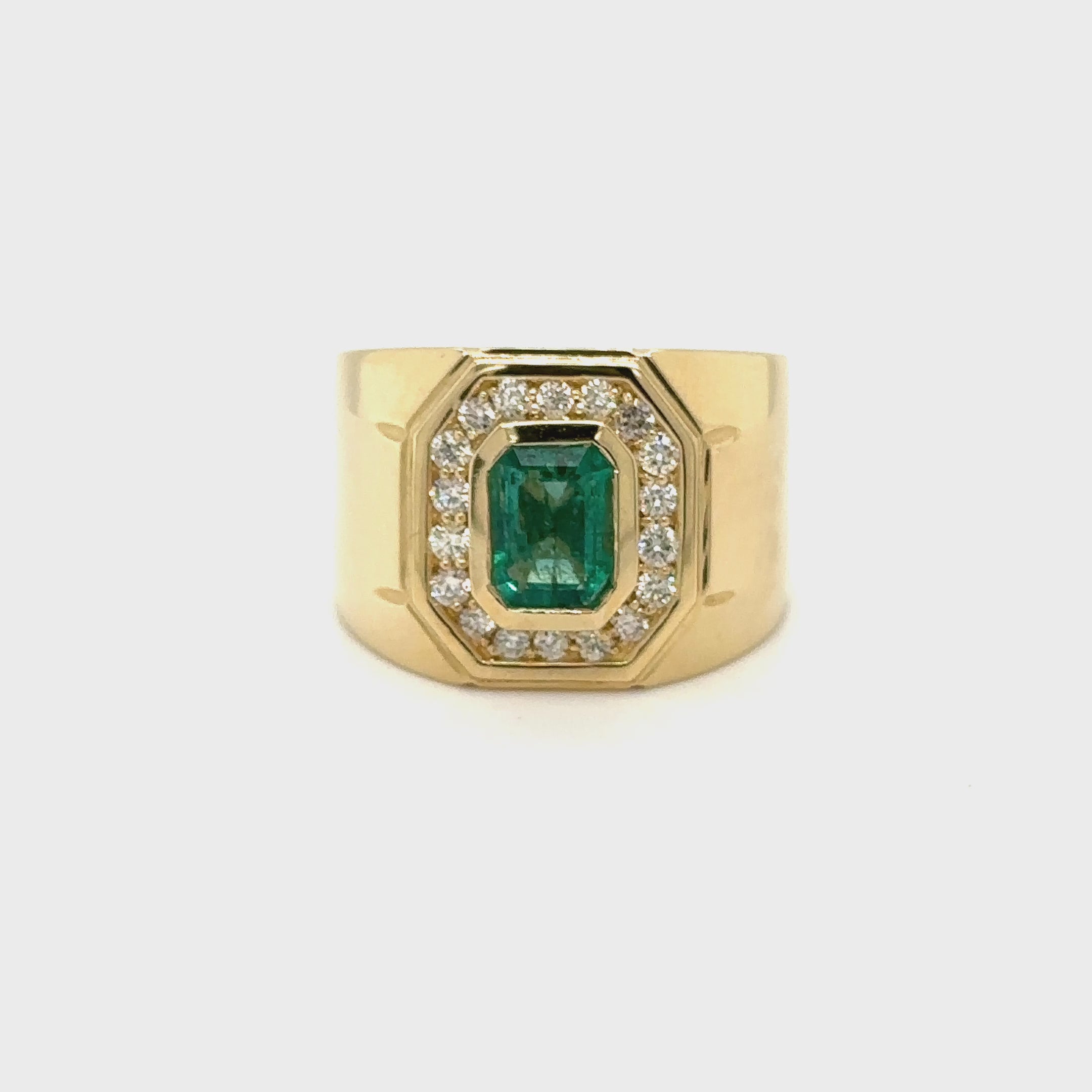 1.47CT EMERALD & DIAMOND RING